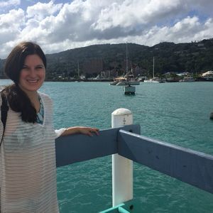 Meet your Posher, Alejandra